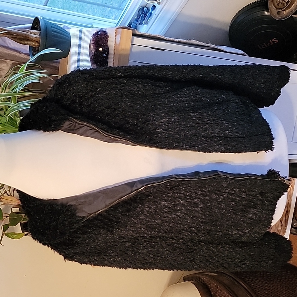 Jacket - Picture 5 of 7